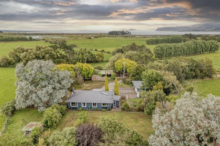 Photo of property in 455 Murphys Line, Lake Reserve, Featherston, 5771