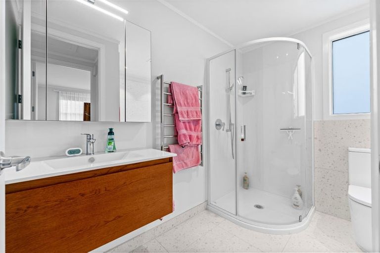 Photo of property in 61b Jaemont Avenue, Te Atatu South, Auckland, 0610