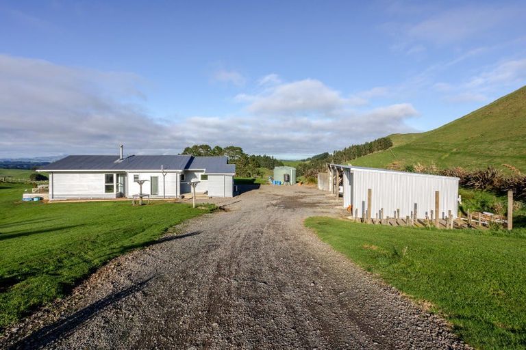Photo of property in 400 Te Kakapo Valley Road, Dannevirke, 4978