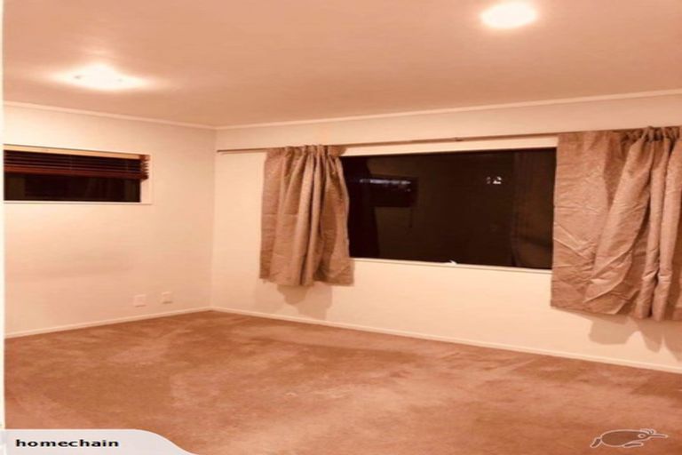Photo of property in 64a Lynwood Road, New Lynn, Auckland, 0600