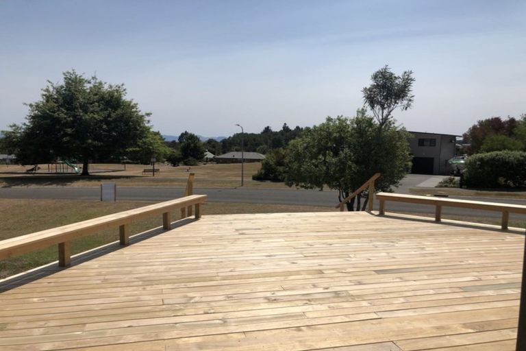 Photo of property in 3 Rowena Crescent, Motuoapa, 3382