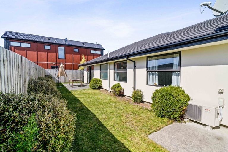 Photo of property in 22 Packard Crescent, Halswell, Christchurch, 8025
