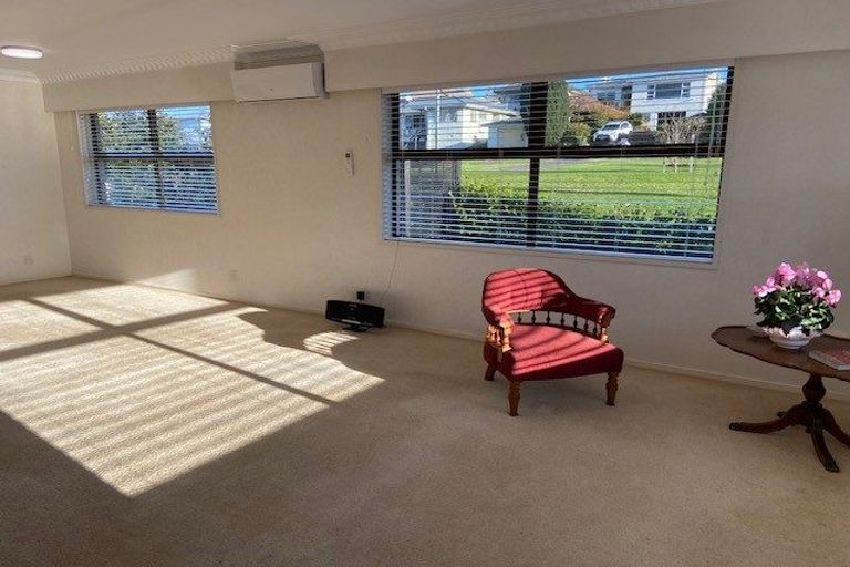 Photo of property in 1/103 Twelfth Avenue, Tauranga South, Tauranga, 3112
