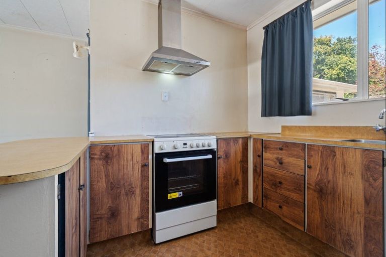Photo of property in 81 Awanui Street, Merrilands, New Plymouth, 4312