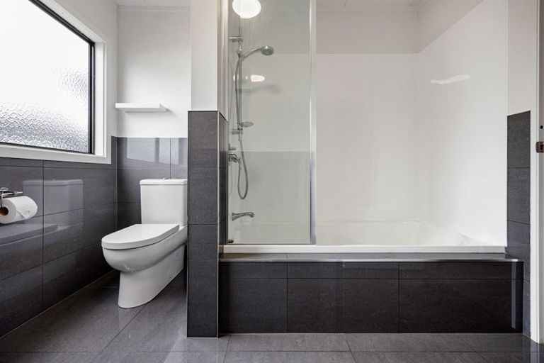 Photo of property in 16 Woodland Drive, Flagstaff, Hamilton, 3210