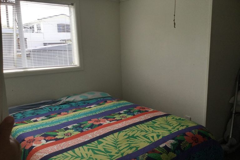 Photo of property in 1 First Avenue, Urenui, 4377