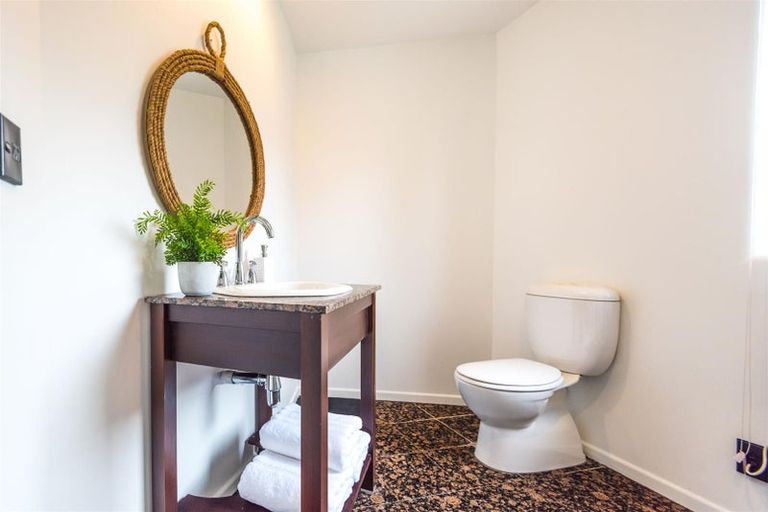 Photo of property in 6 Shepherds Road, Papakura, 2110