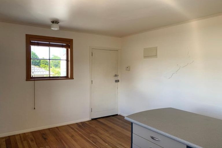 Photo of property in 52 Poplar Avenue, Raumati South, Paraparaumu, 5032