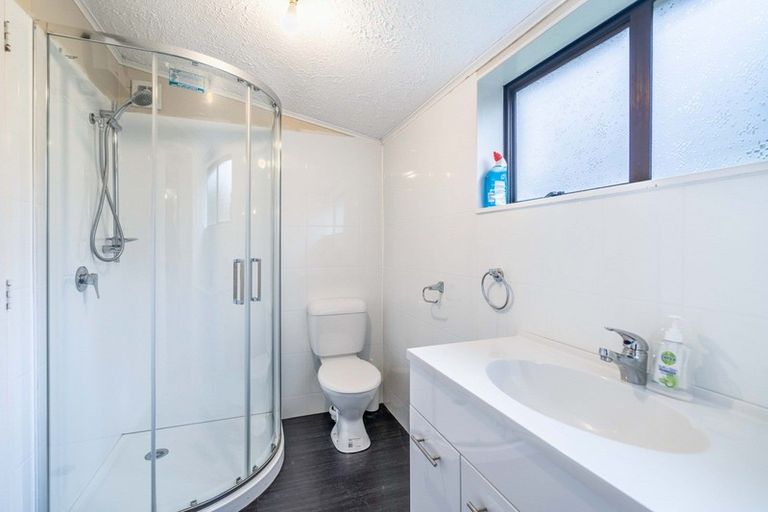 Photo of property in 33 Mackinnon Loop, Te Anau, 9600