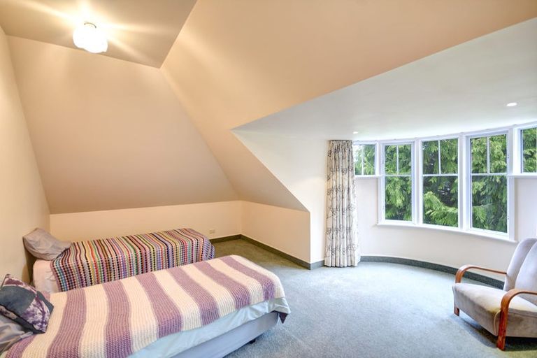 Photo of property in 21 Helensbrook Road, Milton, 9220