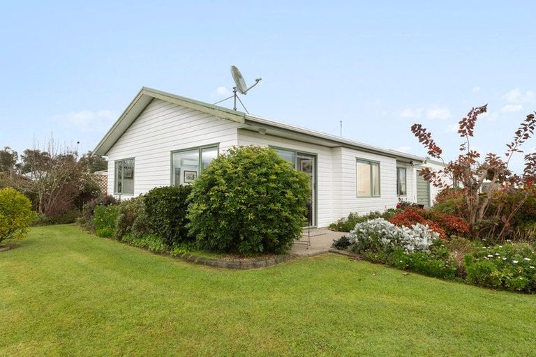 Photo of property in 11 Bradley Street, Paeroa, 3600