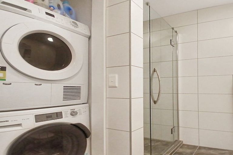 Photo of property in 132 Eaves Bush Parade, Orewa, 0931