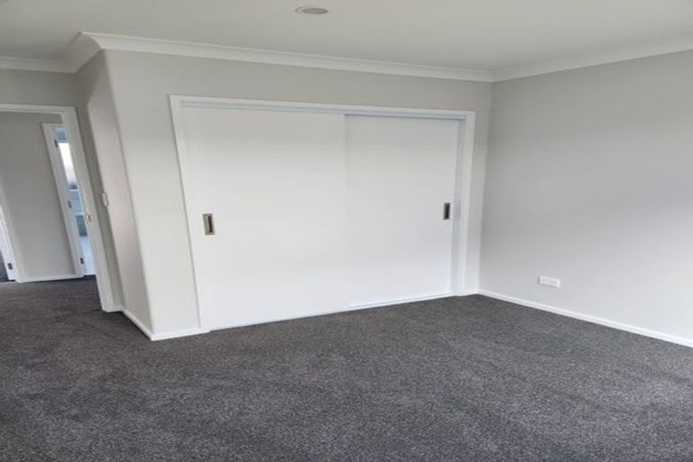 Photo of property in 5 Tractor Way, Papamoa, 3118