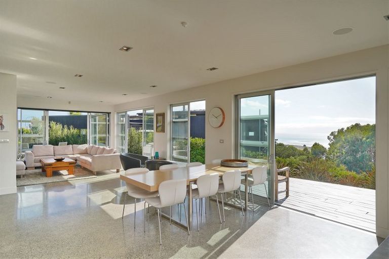 Photo of property in 105 Glenstrae Road, Redcliffs, Christchurch, 8081