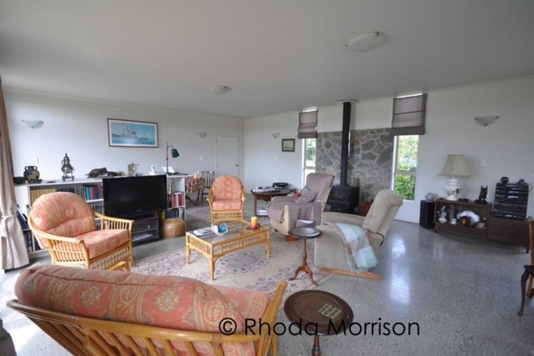 Photo of property in 257 Metcalfe Road, Matakohe, 0593