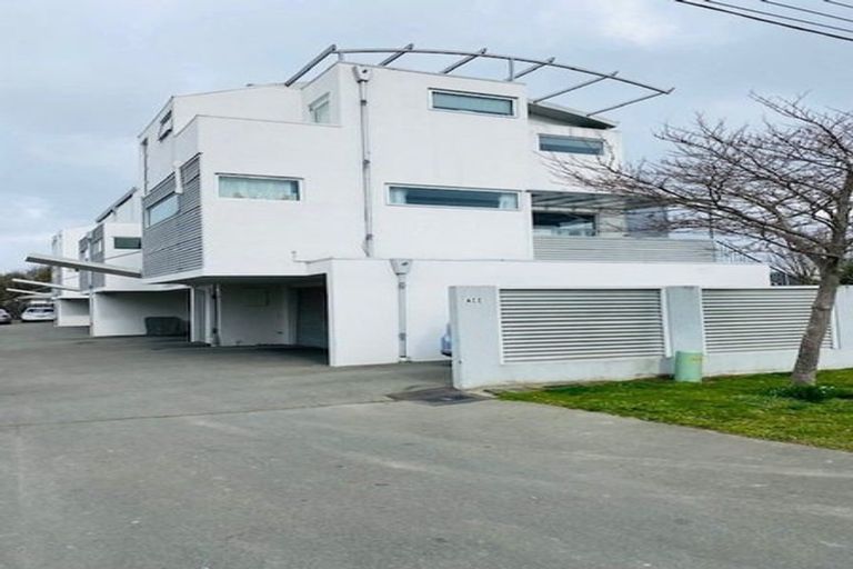 Photo of property in 5/22 Heywood Terrace, Richmond, Christchurch, 8013
