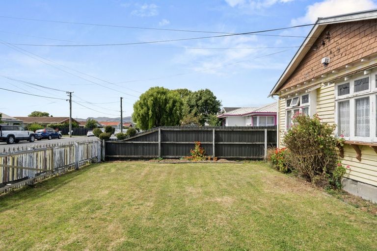 Photo of property in 37 Sylvan Street, Hillmorton, Christchurch, 8024