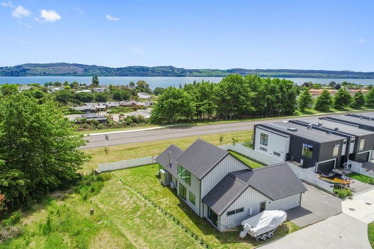 Photo of property in 120 Harakeke Drive, Wharewaka, Taupo, 3330