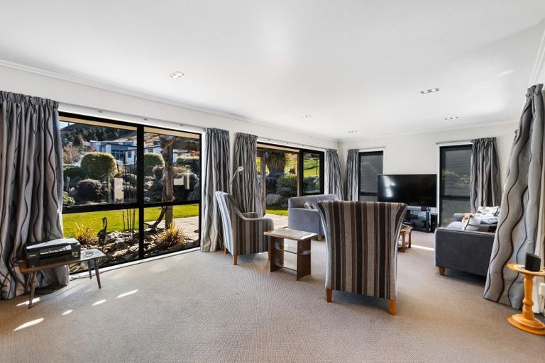 Photo of property in 42 Whitby Street, Clyde, 9330