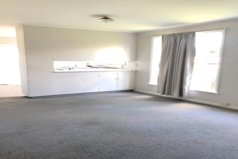 Photo of property in 1/62 Swaffield Road, Papatoetoe, Auckland, 2025