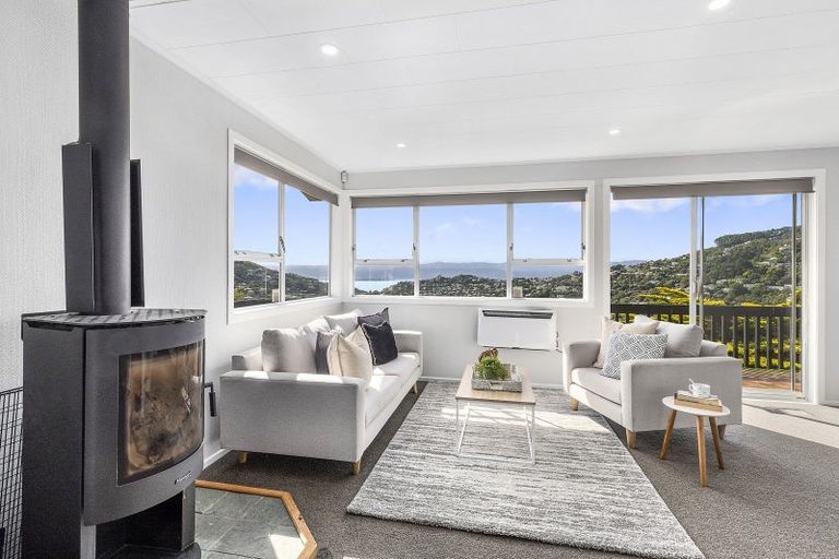 Photo of property in 58 Winston Street, Crofton Downs, Wellington, 6035