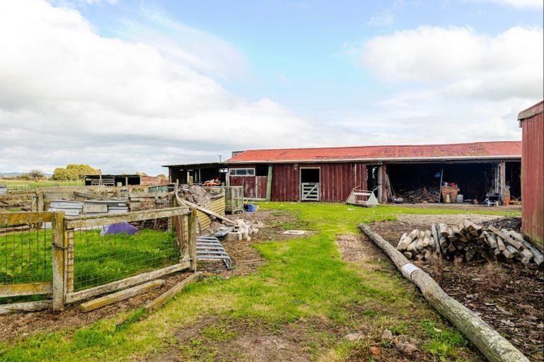 Photo of property in 472 Range Road, Woodville, 4997