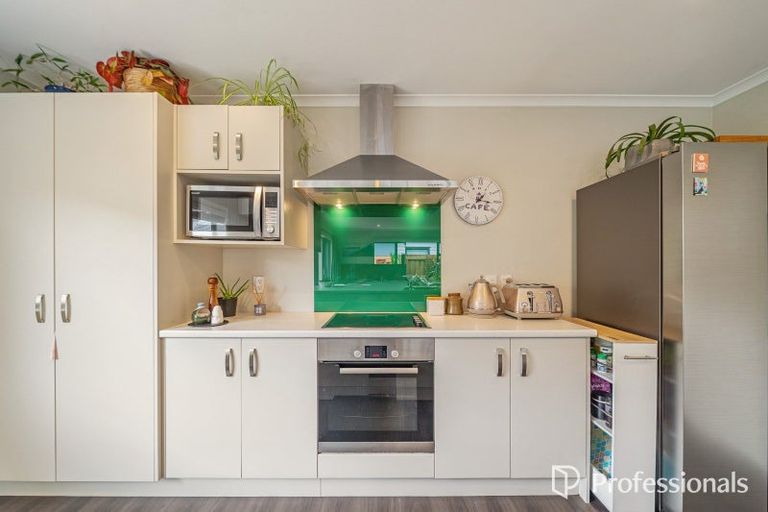 Photo of property in 98 Farmer Crescent, Taita, Lower Hutt, 5011