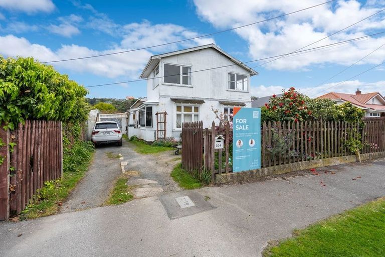Photo of property in 204 Surrey Street, Saint Clair, Dunedin, 9012