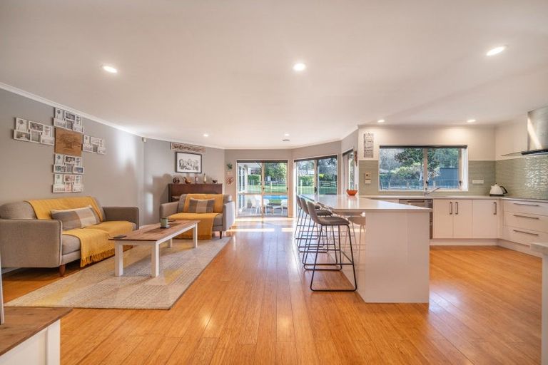 Photo of property in 101 Emerald Hill Drive, Birchville, Upper Hutt, 5018