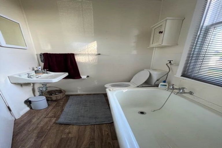 Photo of property in 33 Worksop Road, Masterton, 5810