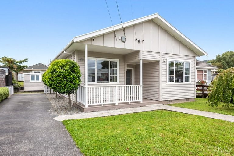 Photo of property in 13 John Street, Trentham, Upper Hutt, 5018