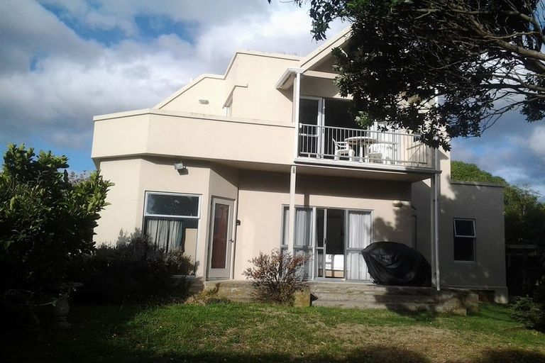 Photo of property in 121 Renown Road, Raumati South, Paraparaumu, 5032