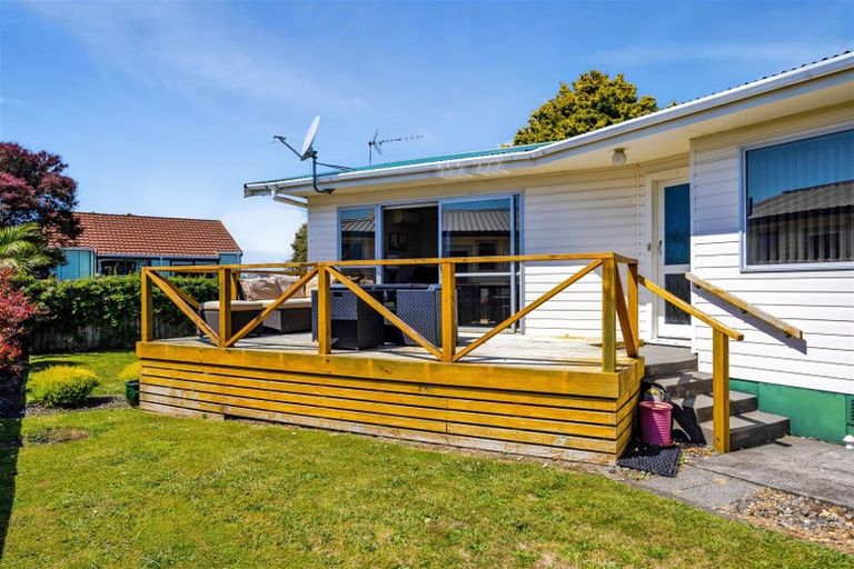 Photo of property in 1 Antonia Place, Bell Block, New Plymouth, 4312