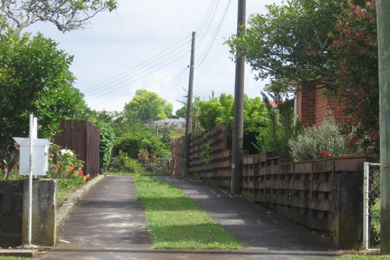 Photo of property in 1/22 Camp Road, Mount Wellington, Auckland, 1062