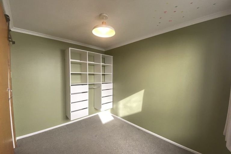 Photo of property in 8 Carleton Terrace, Tawa, Wellington, 5028