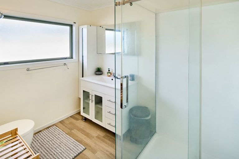 Photo of property in 123 Bedford Street, Cannons Creek, Porirua, 5024