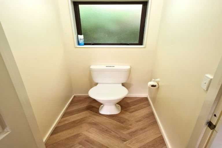 Photo of property in 9b Fraser Avenue, Johnsonville, Wellington, 6037