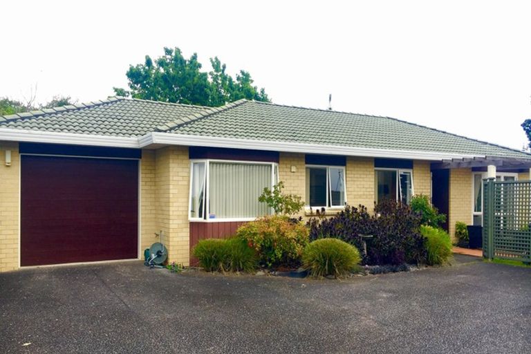 Photo of property in 3/16 Moenui Avenue, Orewa, 0931