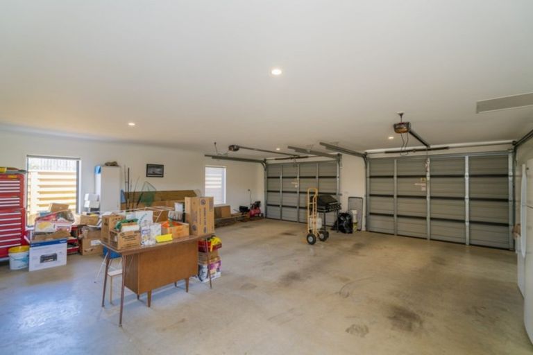 Photo of property in 7 Roseberry Place, Whitianga, 3510