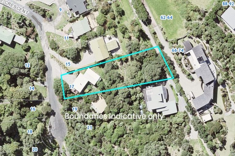 Photo of property in 17 Hillside Crescent, Leigh, 0985