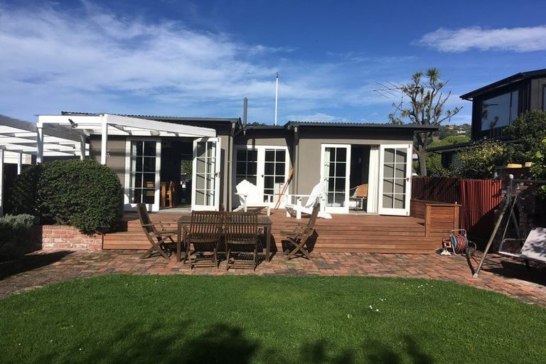 Photo of property in 5 Beachville Road, Redcliffs, Christchurch, 8081