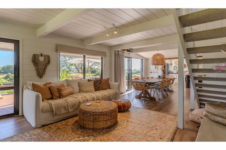 Photo of property in 70 Edmonds Road, Kerikeri, 0293