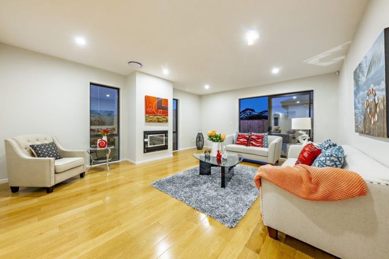 Photo of property in 4 Pahekeheke Road, Karaka, Papakura, 2113