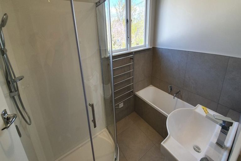 Photo of property in 6 Riverlaw Terrace, Saint Martins, Christchurch, 8022