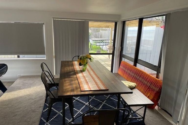 Photo of property in 565 Weymouth Road, Weymouth, Auckland, 2103