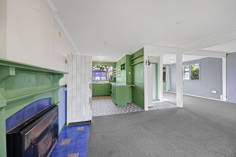 Photo of property in 2 Wilson Road, Opunake, 4616