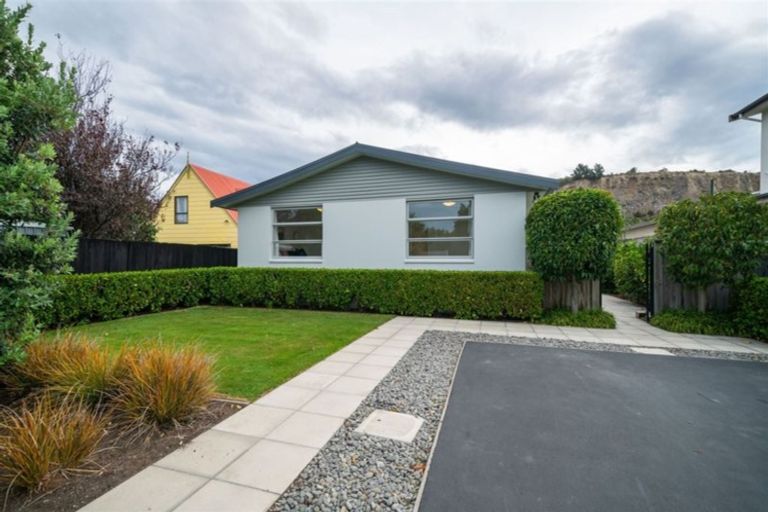Photo of property in 23 Celia Street, Redcliffs, Christchurch, 8081