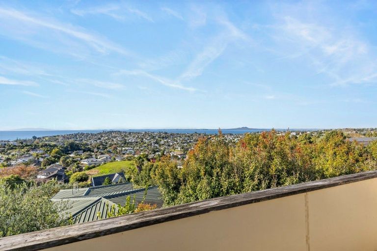 Photo of property in 196 Glenvar Road, Torbay, Auckland, 0630
