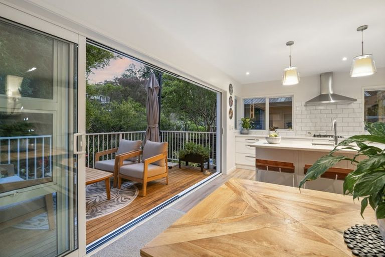 Photo of property in 92a Beach Road, Castor Bay, Auckland, 0620