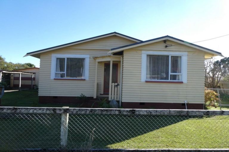 Photo of property in 1 Curtis Street, Hector, 7822